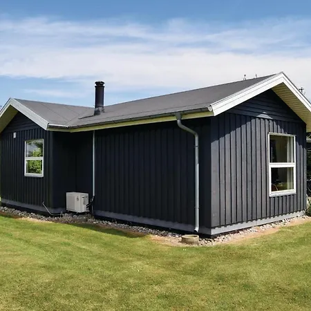 Three-bedroom Holiday In * Nordenbro Vesteregn